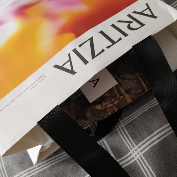 NWT TNA aritzia diablo tank white - Picture 7 of 9